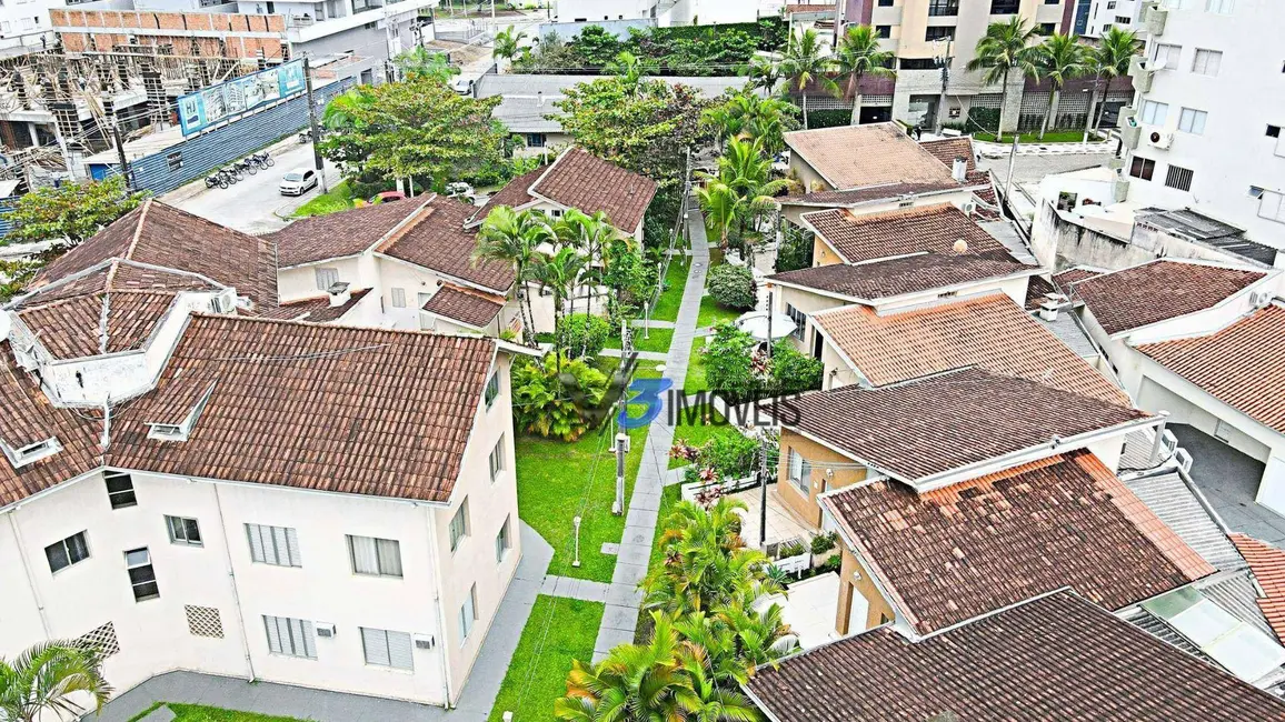 Foto 2 de Casa de Condomínio com 3 quartos à venda, 138m2 em Matinhos - PR