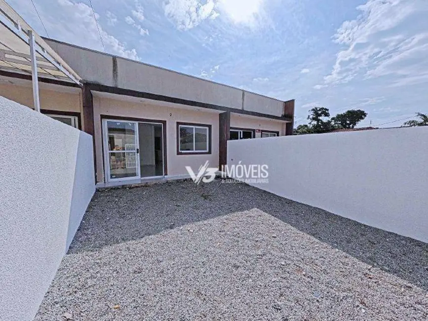 Foto 1 de Casa com 3 quartos à venda, 140m2 em Matinhos - PR