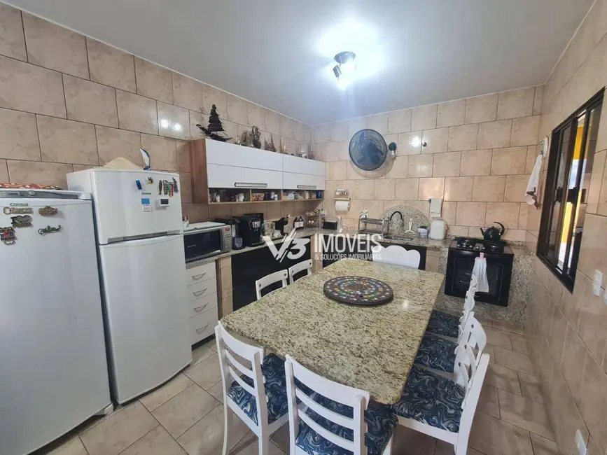 Foto 5 de Casa com 3 quartos à venda, 375m2 em Matinhos - PR
