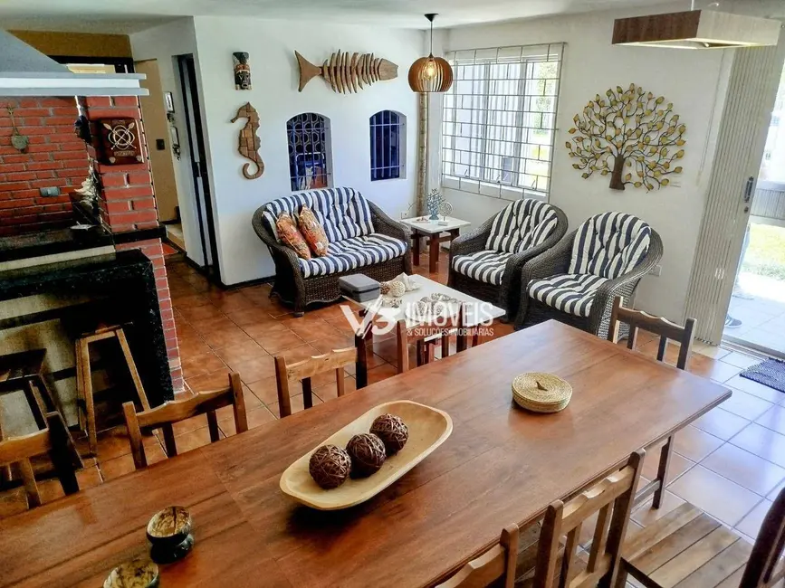 Foto 7 de Casa com 5 quartos à venda, 529m2 em Matinhos - PR