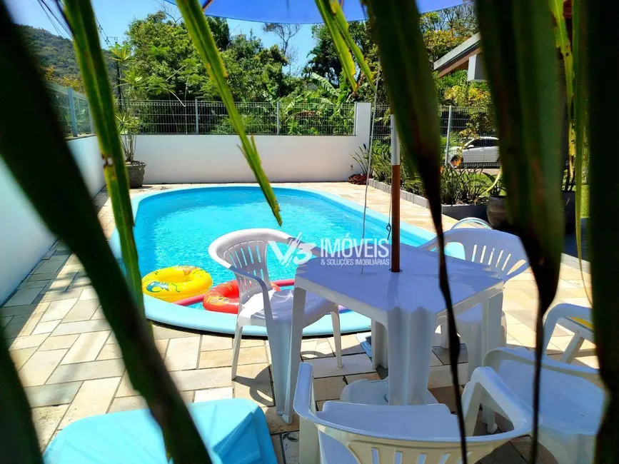 Foto 5 de Casa com 5 quartos à venda, 529m2 em Matinhos - PR