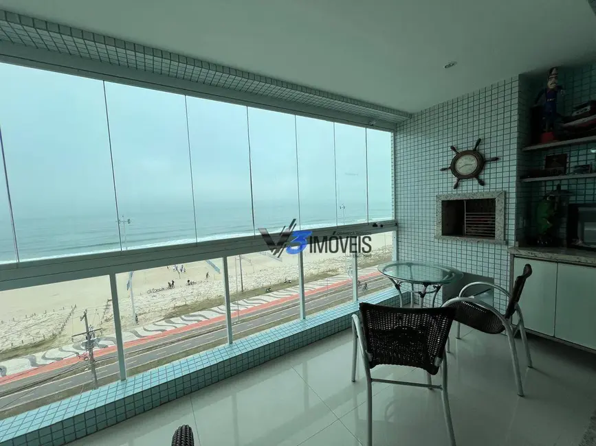 Cobertura com 4 quartos à venda, 230m2 em Centro, Matinhos - PR - imagem 9 Foto 9 de Cobertura com 4 quartos à venda, 230m2 em Centro, Matinhos - PR
