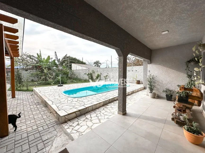 Foto 5 de Casa com 4 quartos à venda, 419m2 em Matinhos - PR