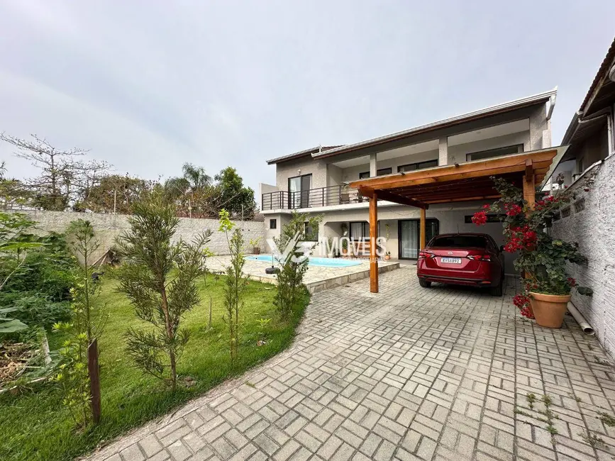 Foto 2 de Casa com 4 quartos à venda, 419m2 em Matinhos - PR