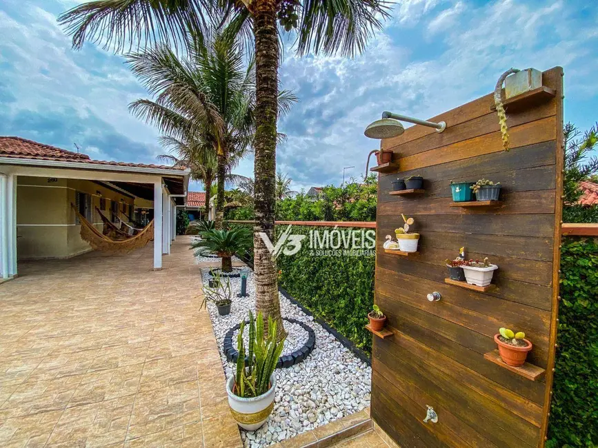 Foto 8 de Casa com 3 quartos à venda, 360m2 em Matinhos - PR