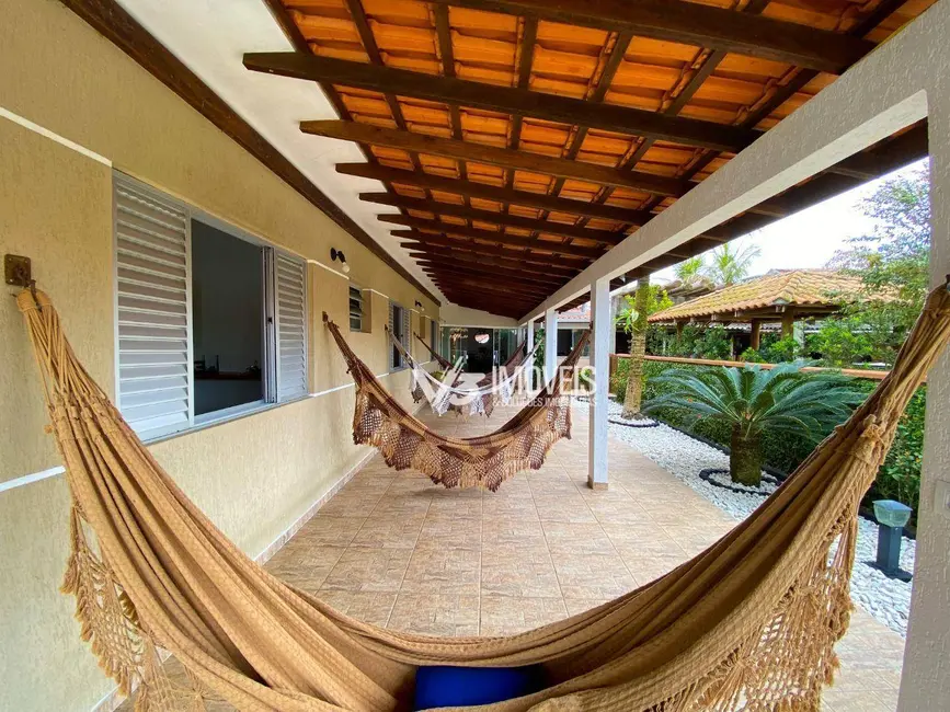 Foto 9 de Casa com 3 quartos à venda, 360m2 em Matinhos - PR