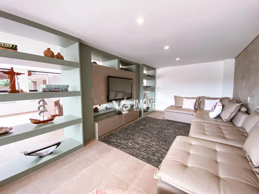 Foto 9 de Casa com 4 quartos à venda, 621m2 em Guaratuba - PR