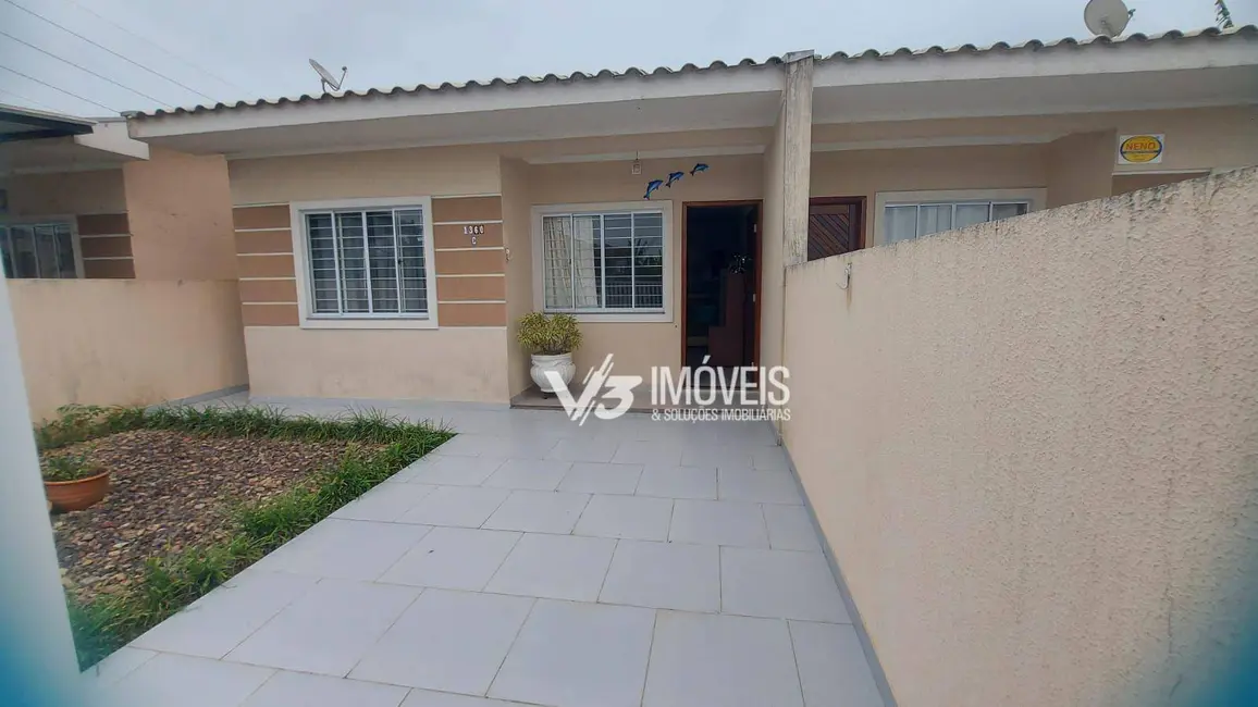 Foto 3 de Casa com 2 quartos à venda, 108m2 em Matinhos - PR