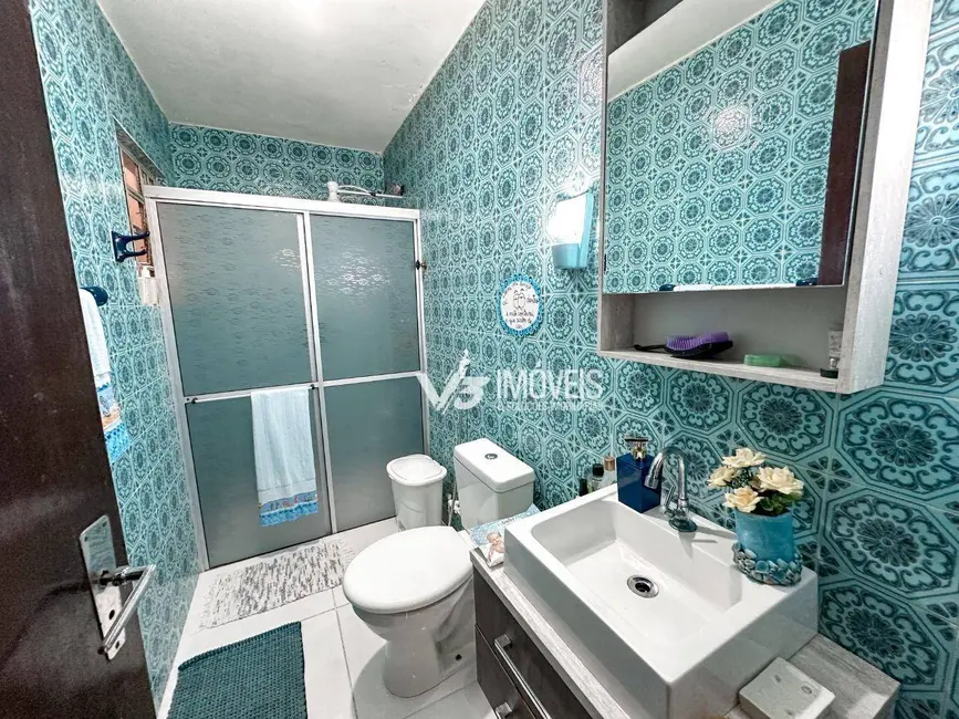 Casa com 4 quartos à venda, 261m2 em Matinhos - PR - imagem 9 Foto 9 de Casa com 4 quartos à venda, 261m2 em Matinhos - PR