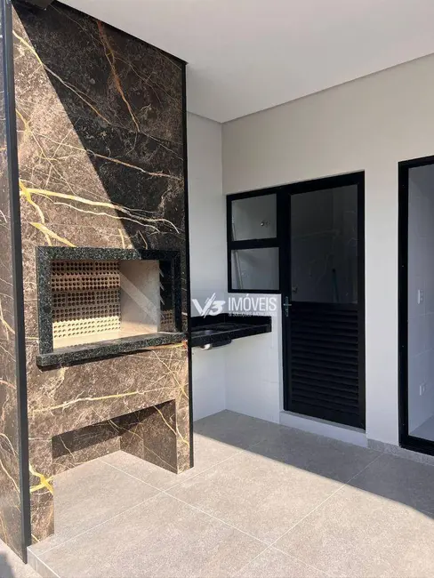 Foto 4 de Sobrado com 3 quartos à venda, 168m2 em Centro, Matinhos - PR