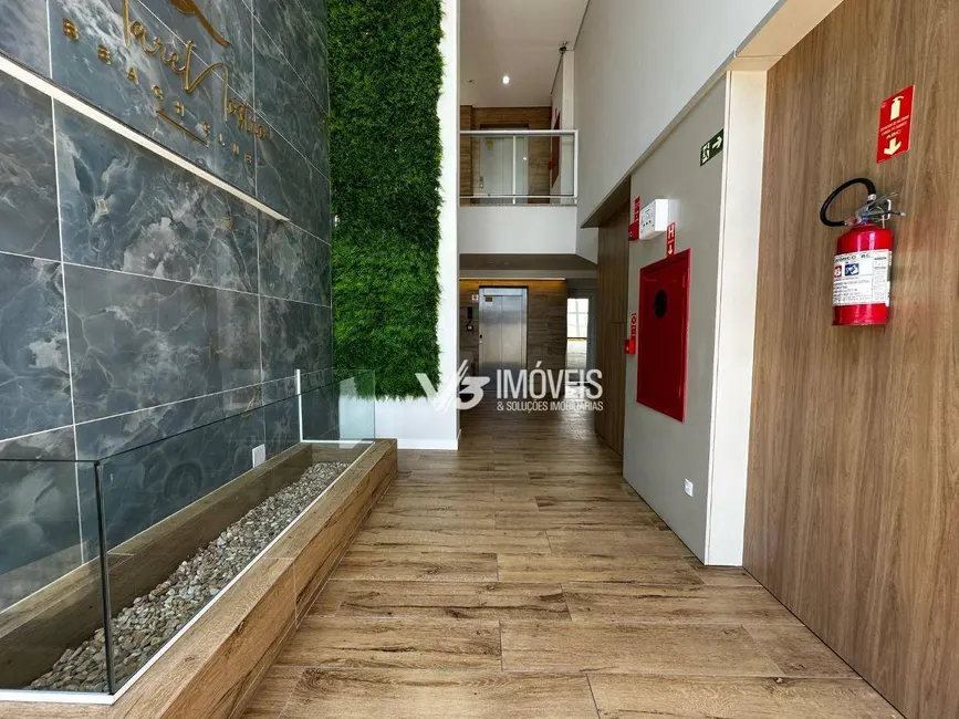 Foto 8 de Apartamento com 3 quartos à venda, 155m2 em Matinhos - PR