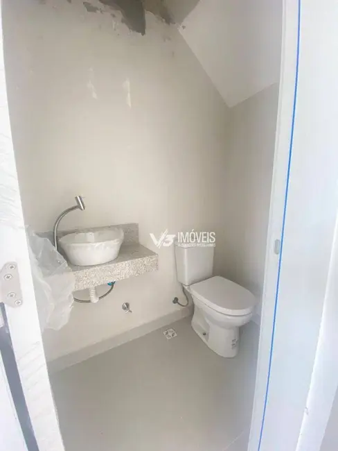 Foto 5 de Sobrado com 4 quartos à venda, 216m2 em Matinhos - PR