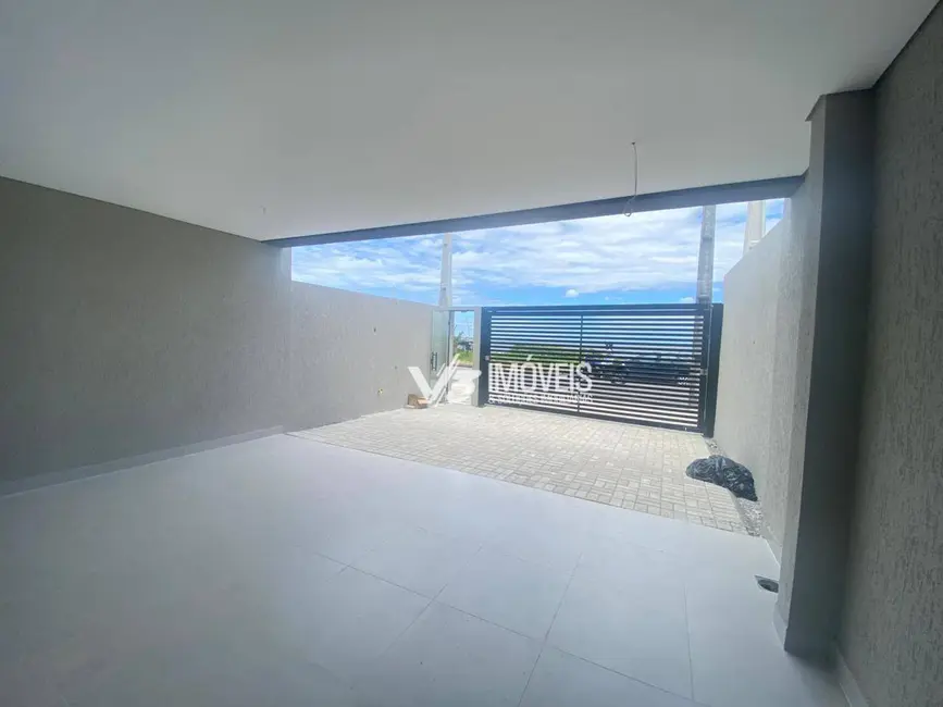 Foto 3 de Sobrado com 4 quartos à venda, 216m2 em Matinhos - PR
