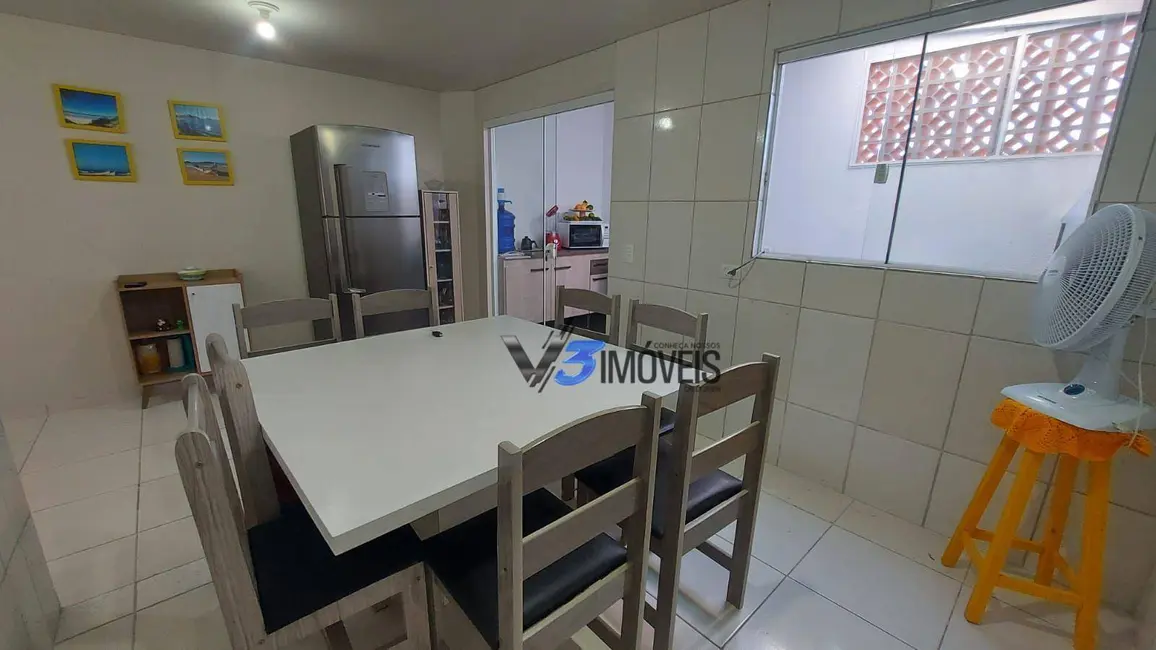 Foto 9 de Sobrado com 2 quartos à venda, 87m2 em Centro, Matinhos - PR