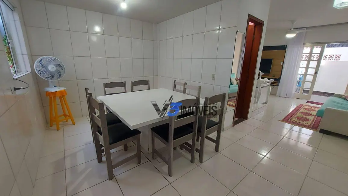 Foto 8 de Sobrado com 2 quartos à venda, 87m2 em Centro, Matinhos - PR