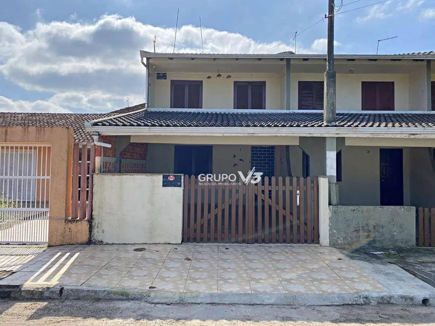 Foto 1 de Sobrado com 3 quartos à venda, 80m2 em Matinhos - PR