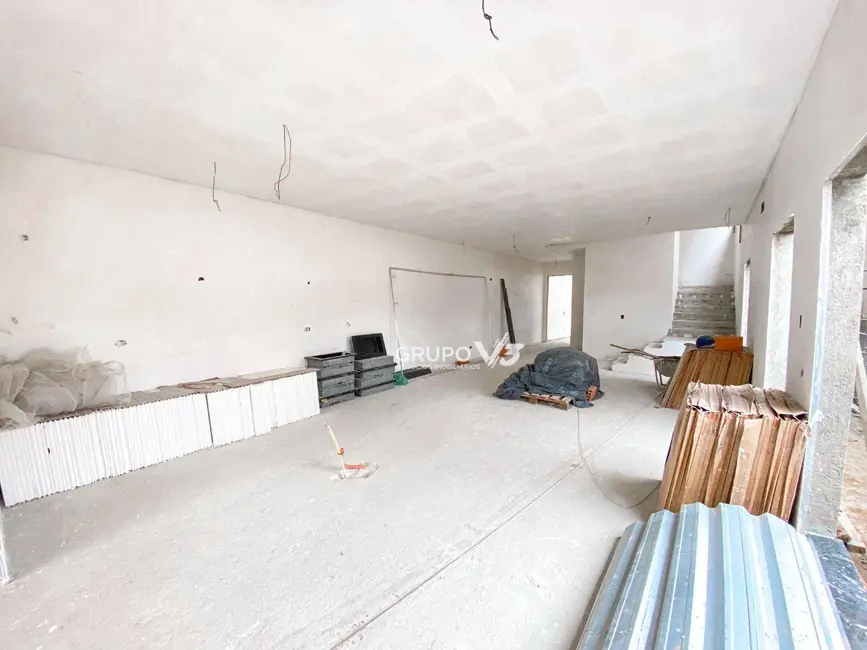 Foto 9 de Sobrado com 4 quartos à venda, 295m2 em Matinhos - PR