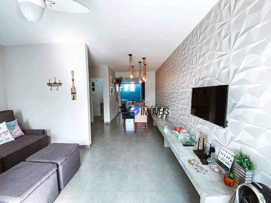 Foto 6 de Sobrado com 3 quartos à venda, 273m2 em Matinhos - PR