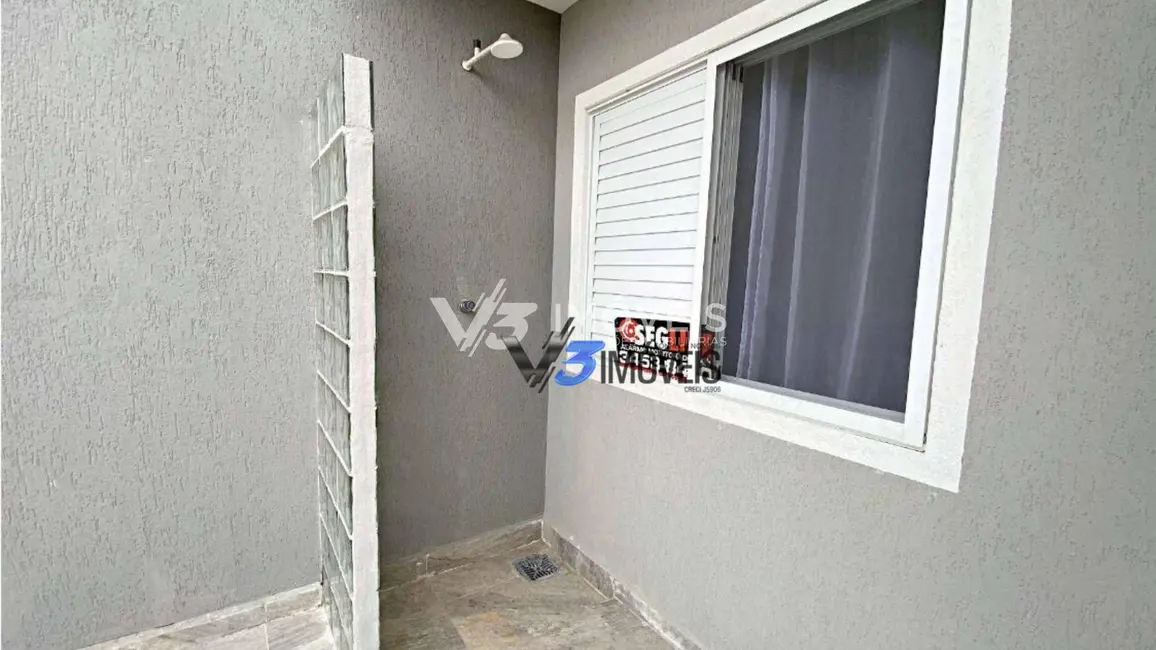 Foto 3 de Sobrado com 3 quartos à venda, 273m2 em Matinhos - PR