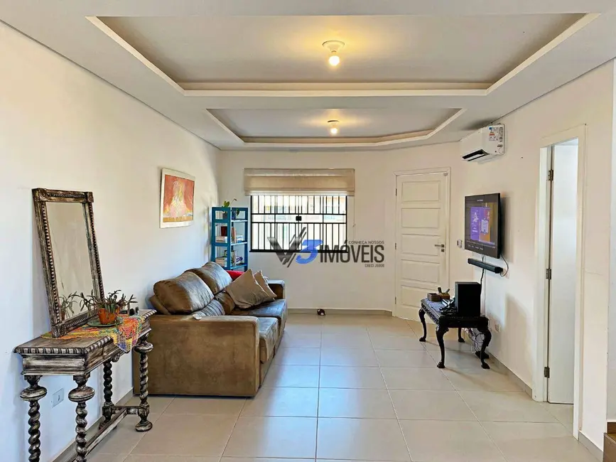 Sobrado com 3 quartos à venda, 177m2 em Matinhos - PR - imagem 5 Foto 5 de Sobrado com 3 quartos à venda, 177m2 em Matinhos - PR