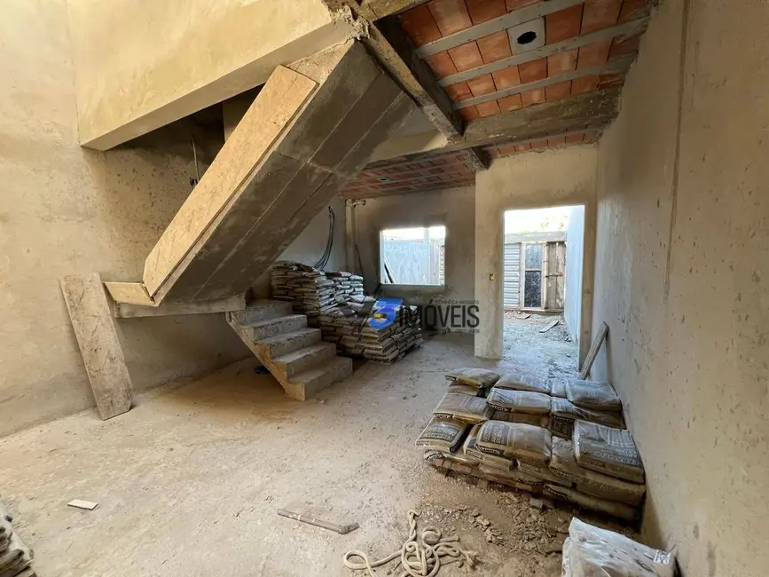 Foto 6 de Sobrado com 3 quartos à venda, 99m2 em Matinhos - PR