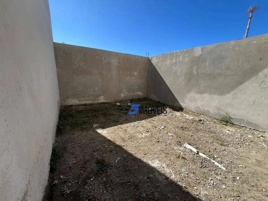 Foto 9 de Sobrado com 3 quartos à venda, 99m2 em Matinhos - PR