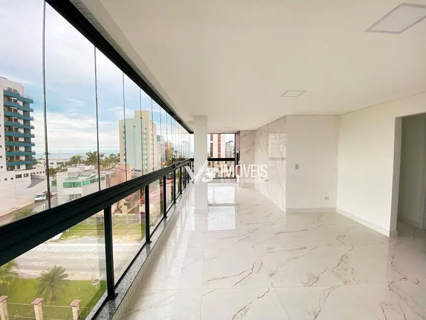 Foto 3 de Apartamento com 3 quartos à venda, 150m2 em Matinhos - PR