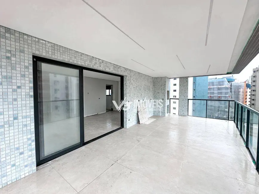 Apartamento com 3 quartos à venda, 291m2 em Centro, Matinhos - PR - imagem 4 Foto 4 de Apartamento com 3 quartos à venda, 291m2 em Centro, Matinhos - PR