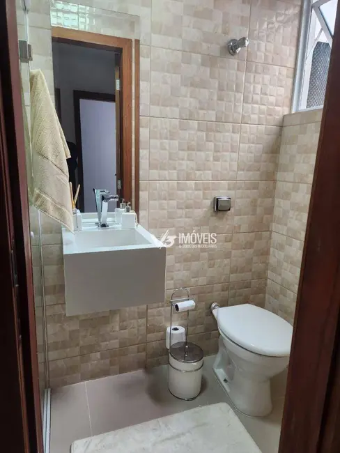 Apartamento com 4 quartos à venda, 256m2 em Centro, Matinhos - PR - imagem 9 Foto 9 de Apartamento com 4 quartos à venda, 256m2 em Centro, Matinhos - PR