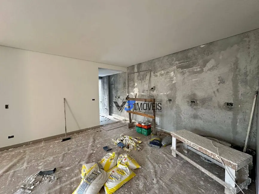 Apartamento com 3 quartos à venda, 202m2 em Centro, Matinhos - PR - imagem 5 Foto 5 de Apartamento com 3 quartos à venda, 202m2 em Centro, Matinhos - PR