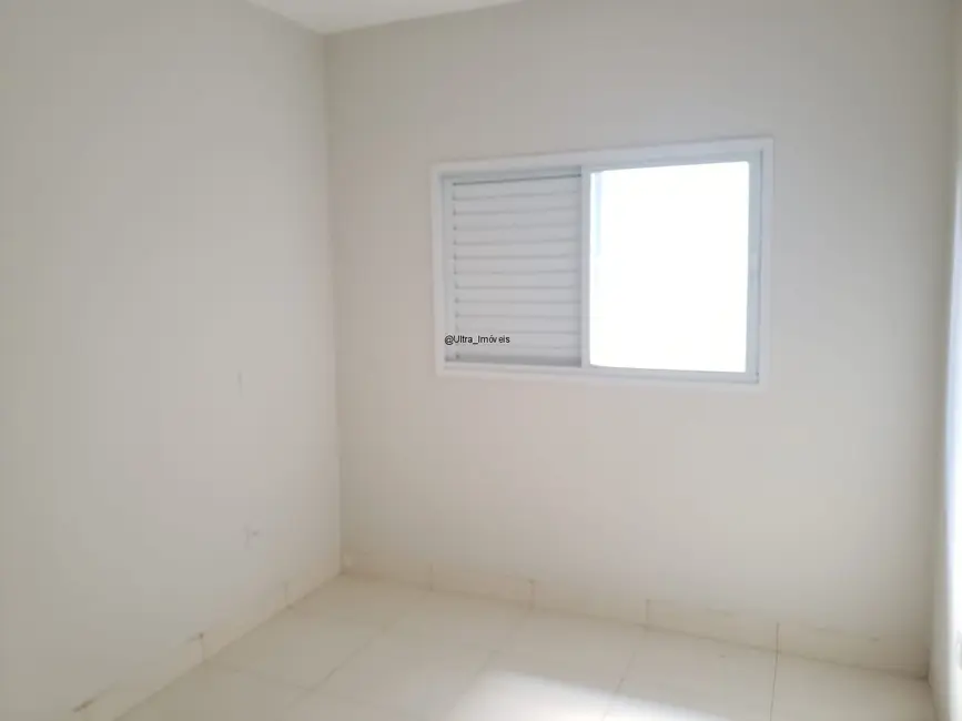 Foto 5 de Casa com 2 quartos à venda, 83m2 em Uberlandia - MG