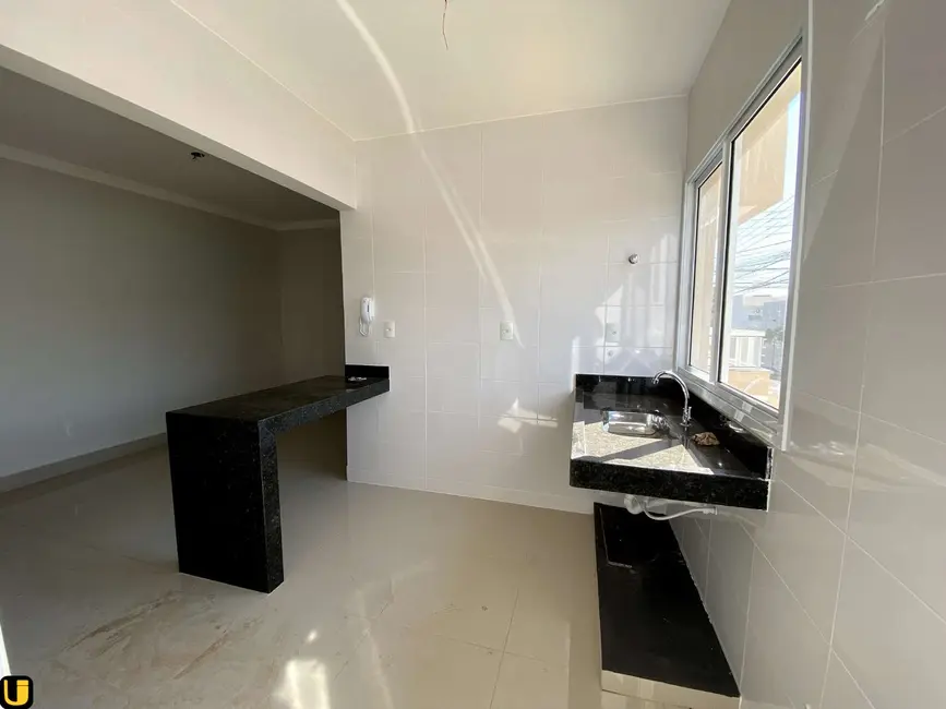 Foto 5 de Apartamento com 2 quartos à venda, 50m2 em Santa Mônica, Uberlandia - MG