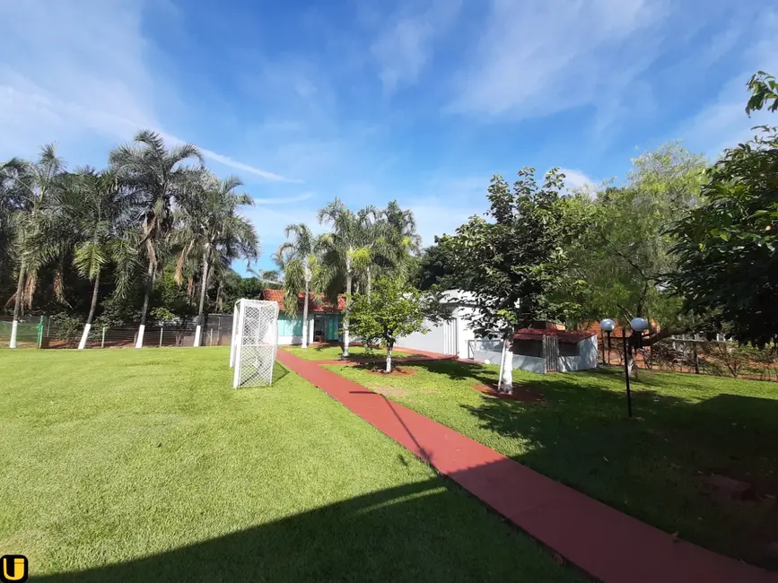 Chácara com 6 quartos à venda, 604m2 em Panorama, Uberlandia - MG - imagem 4 Foto 4 de Chácara com 6 quartos à venda, 604m2 em Panorama, Uberlandia - MG