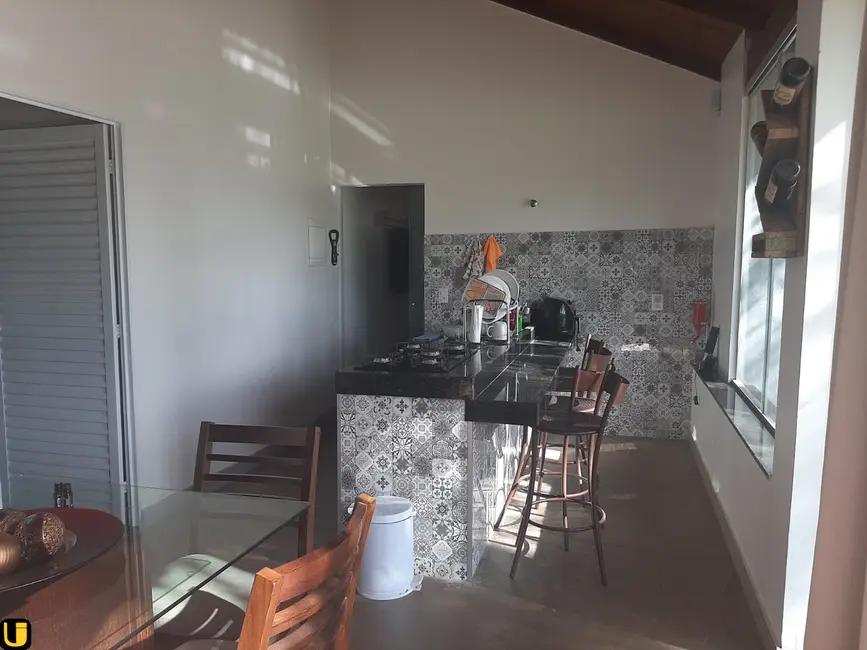 Chácara com 6 quartos à venda, 604m2 em Panorama, Uberlandia - MG - imagem 7 Foto 7 de Chácara com 6 quartos à venda, 604m2 em Panorama, Uberlandia - MG