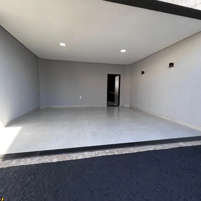 Foto 2 de Casa com 3 quartos à venda, 250m2 em Buritis, Uberlandia - MG