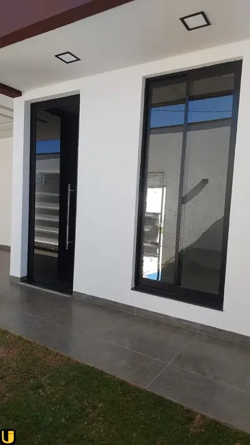 Foto 5 de Casa com 3 quartos à venda, 250m2 em Bosque dos Buritis, Uberlandia - MG