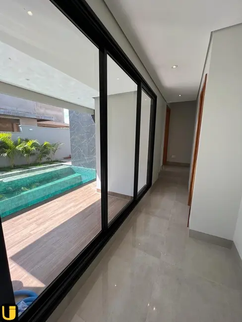 Foto 6 de Casa com 3 quartos à venda, 452m2 em Granja Marileusa, Uberlandia - MG