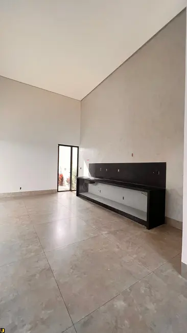 Foto 3 de Casa de Condomínio com 3 quartos à venda, 286m2 em Uberlandia - MG