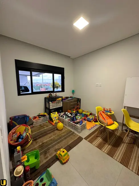 Foto 5 de Casa de Condomínio com 3 quartos à venda, 253m2 em Grand Ville, Uberlandia - MG
