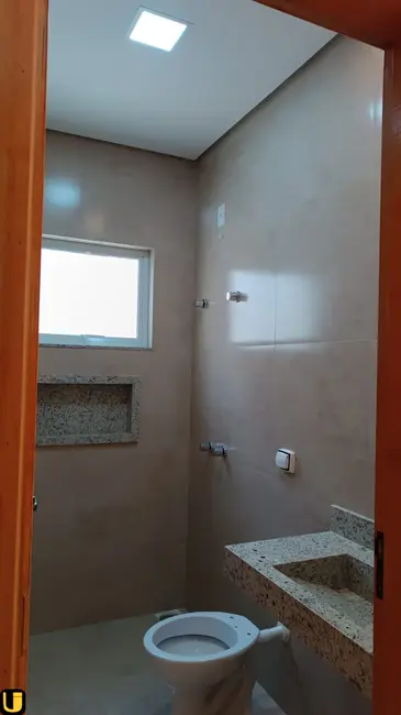 Foto 9 de Casa com 2 quartos à venda, 73m2 em Granada, Uberlandia - MG