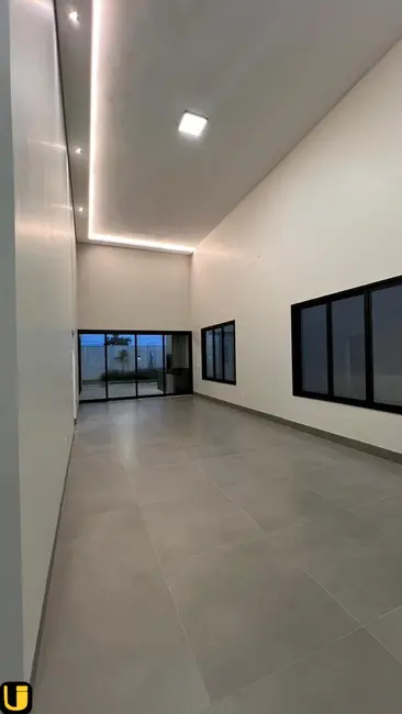 Foto 6 de Casa de Condomínio com 3 quartos à venda, 360m2 em Laranjeiras, Uberlandia - MG