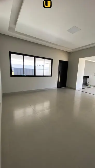Foto 6 de Casa com 3 quartos à venda, 300m2 em Uberlandia - MG