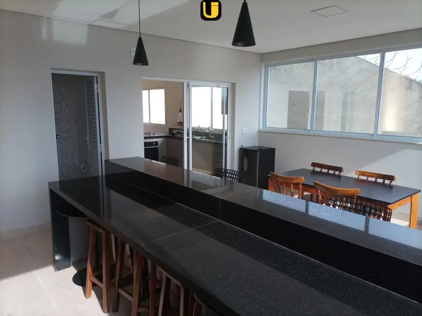 Foto 7 de Casa com 4 quartos à venda, 262m2 em Morada da Colina, Uberlandia - MG