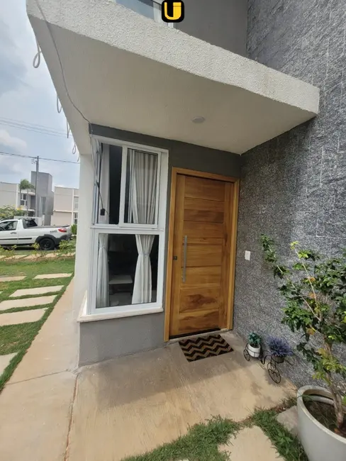 Foto 1 de Casa de Condomínio com 3 quartos à venda, 160m2 em Granja Marileusa, Uberlandia - MG