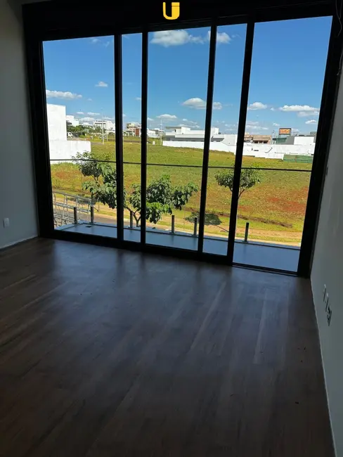 Casa de Condomínio com 4 quartos à venda, 398m2 em Gávea, Uberlandia - MG - imagem 4 Foto 4 de Casa de Condomínio com 4 quartos à venda, 398m2 em Gávea, Uberlandia - MG
