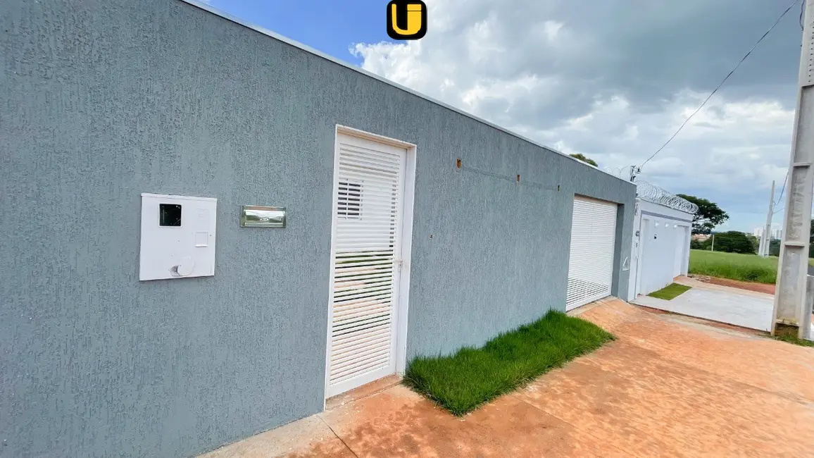 Foto 1 de Casa com 2 quartos à venda, 250m2 em Uberlandia - MG