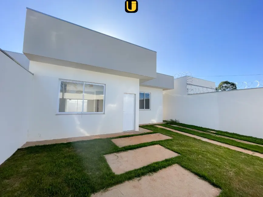 Foto 2 de Casa com 2 quartos à venda, 250m2 em Uberlandia - MG