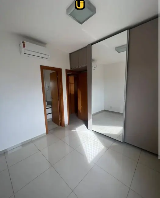Foto 3 de Apartamento com 3 quartos à venda, 85m2 em Santa Mônica, Uberlandia - MG