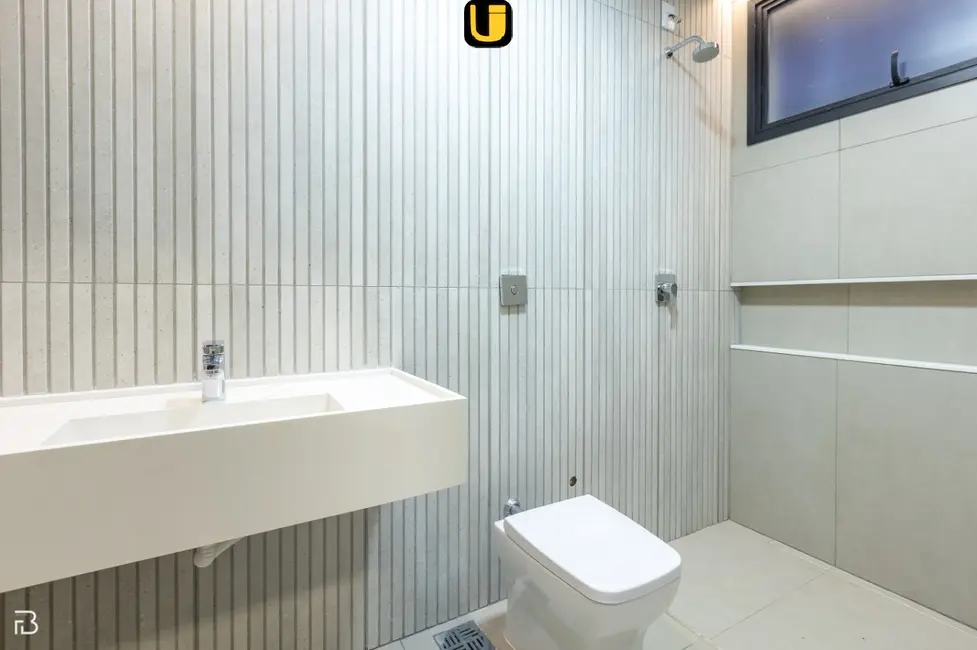 Foto 7 de Casa de Condomínio com 4 quartos à venda, 420m2 em Laranjeiras, Uberlandia - MG