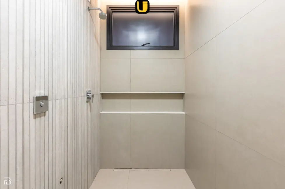 Foto 4 de Casa de Condomínio com 4 quartos à venda, 420m2 em Laranjeiras, Uberlandia - MG